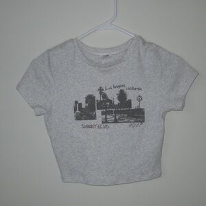Grey garage cropped tee with LA landscape design! #graphic #neverworn